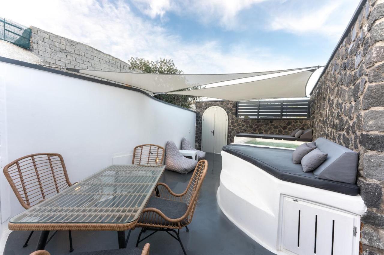 Sun Naam Home Santorini With Heated Jacuzzi Karterados  Ngoại thất bức ảnh