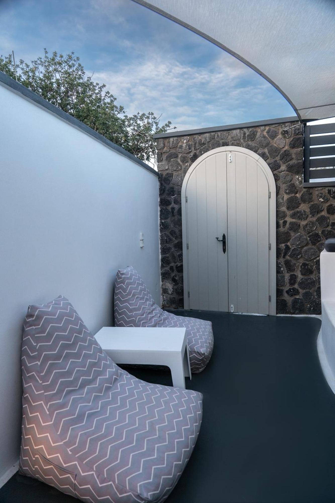 Sun Naam Home Santorini With Heated Jacuzzi Karterados  Ngoại thất bức ảnh